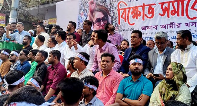 দ্রব্যমূল্যের ঊর্ধ্বগতিতে দেশে শ্বাসরুদ্ধকর পরিস্থিতি : আমির খসরু