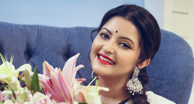 চিত্রনায়িকা পরীমণির মাদক মামলার কার্যক্রম হাইকোর্টে স্থগিত