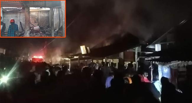 নগরকান্দায় আগুনে পুড়ে গেলো ১১টি ব্যবসা প্রতিষ্ঠান