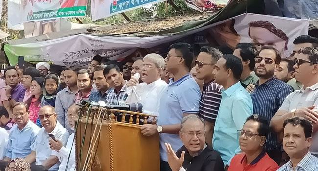 নিরপেক্ষ সরকারের হাতে ক্ষমতা হস্তান্তরের আহ্বান ফখরুলের