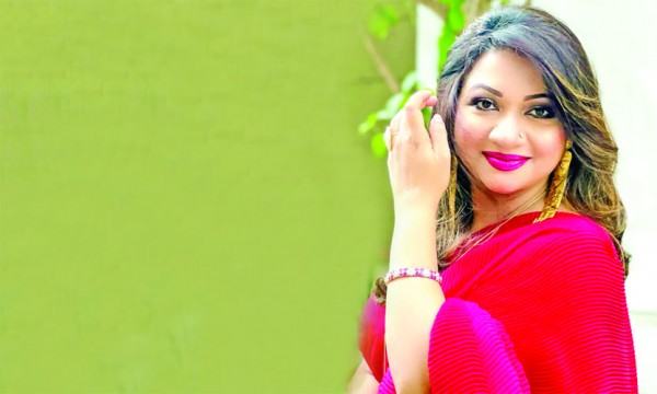 পঞ্চমবারের মতো আন্তর্জাতিক সম্মানায় ভূষিত আঁখি আলমগীর