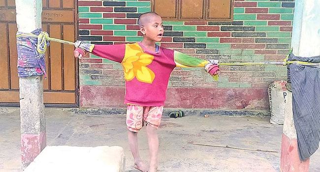 বন্দিত্বের শেকলে দুঃসহ জীবন শিশু বৃষ্টির