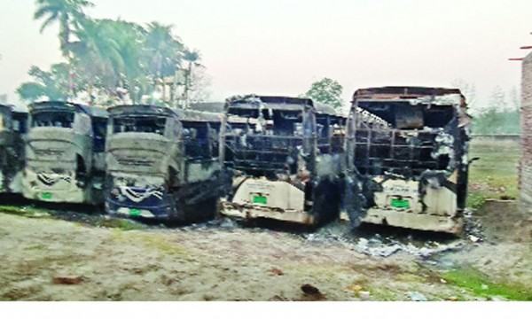 ফরিদপুরে সাউথ লাইন পরিবহনে আগুন