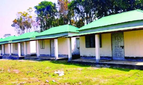 শত গৃহহীনকে স্বপ্ন দেখাচ্ছে আশ্রয়ণ প্রকল্পের ঘর