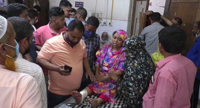 নারায়ণগঞ্জে নারী ইউপি সদস্যকে গুলি