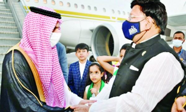 সৌদি পররাষ্ট্রমন্ত্রী দুই দিনের সফরে ঢাকা এসেছেন