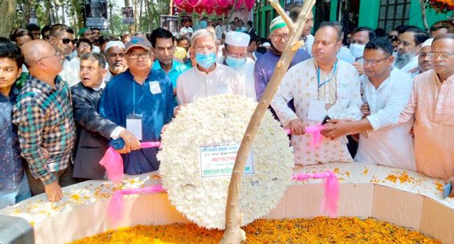 দ্রব্যমূল্য নিয়ন্ত্রণ করতে না পারলে ক্ষমতা ছেড়ে দিন : মির্জা ফখরুল