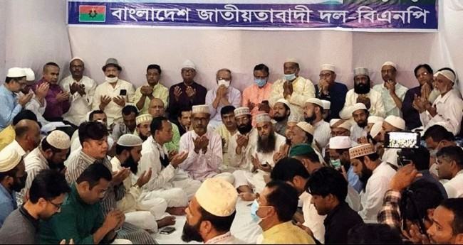 সরকার দলীয় লোকদের লুটপাটের লাইসেন্স দিয়েছে : রিজভী