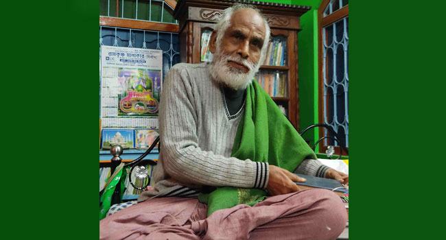 মৃত্যুর আগে শিক্ষার্থীদের পাঠাগার উপহার দেবেন ভারতের আবদুল্লাহ স্যার
