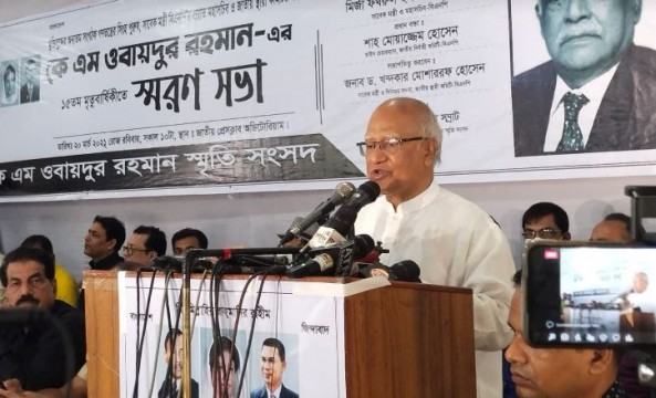বর্তমান সরকারকে হটাতে ইস্পাত কঠিন ঐক্য গড়ে তুলতে হবে : খন্দকার মোশাররফ