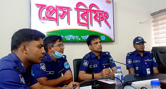 ব্যাংক ঋণ ও বীমাসুবিধা পেতে ১২ বাসে আগুন দেয়া হয়