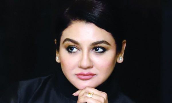 অ্যাওয়ার্ড আমাকে বিস্মিত করেছে - জয়া