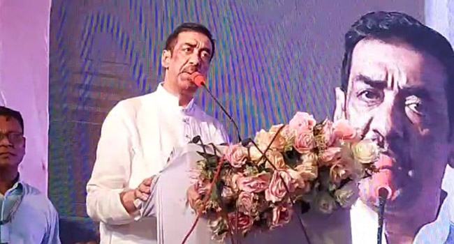 মানুষ দরজা খুলে ঘুমাতে চায় শান্তিতে থাকতে চায় : শামীম ওসমান