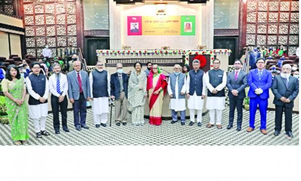 দেশকে এমনভাবে গড়ব যাতে বিশ্বে মাথা নিচু না হয় : প্রধানমন্ত্রী