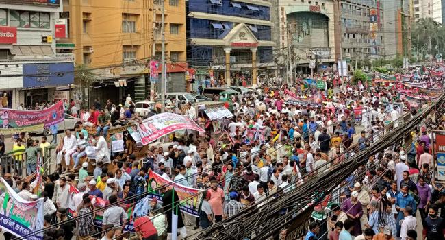 বিএনপির স্বাধীনতা দিবসের র‌্যালিতে নেতাকর্মীদের ঢল