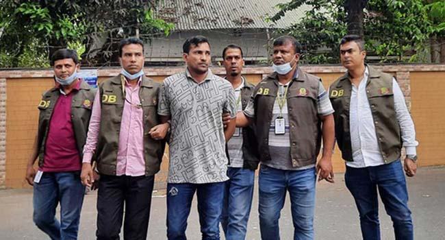 মামলা থেকে অব্যাহতির জন্য টিপুকে হত্যার কন্ট্রাক্ট নেন শুটার মাসুম