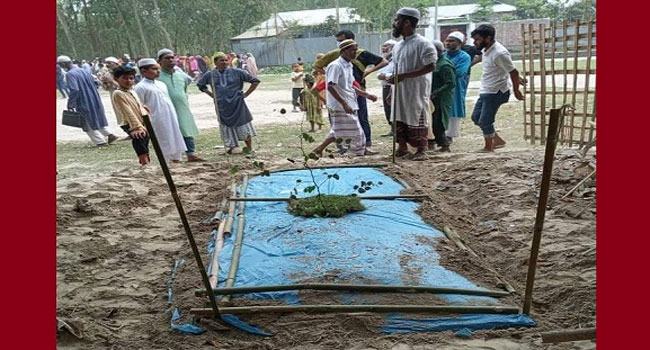 রংপুরে চির নিদ্রায় শায়িত ‘গরিবের চিকিৎসক’ বুলবুল