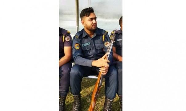 কর্মস্থলে যাওয়া হলো না কারারক্ষীর