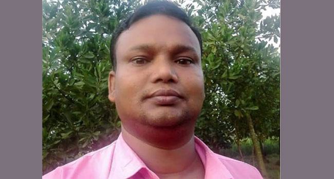 ফেনীতে ইয়াবাসহ শ্রমিক লীগ নেতা আটক
