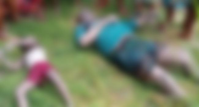 জমি নিয়ে বিরোধ, বাবা ও ৪ বছরের মেয়েকে খুন করল প্রতিপক্ষ
