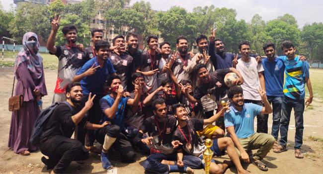 ঢাবির আরবী বিভাগ আন্তঃব্যাচ ফুটবল টুর্নামেন্টে চ্যাম্পিয়ন প্রদীপ্ত চতুর্দশ