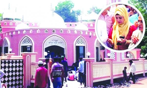 মসজিদ নির্মাণ করলেন নায়িকা রোজিনা