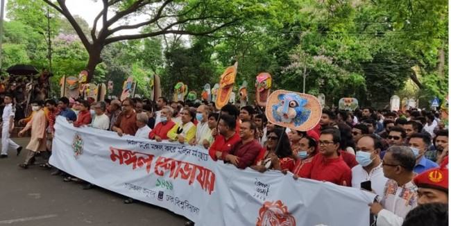 ‘নির্মল করো, মঙ্গল করো মলিন মর্ম মুছায়ে’