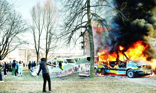 সুইডেনে ফের কুরআন পোড়ানোর ঘোষণা উগ্রবাদীদের