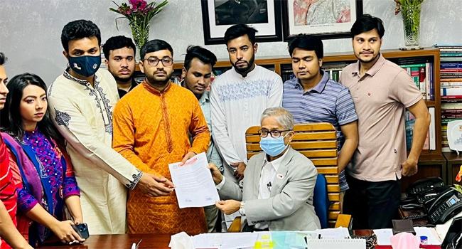 অধ্যাপক রহমত উল্লাহর বক্তব্য ‘ধৃষ্টতামূলক’ মনে করে ছাত্রলীগ