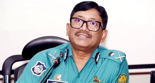 ঈদে সর্বোচ্চ সতর্ক থাকার নির্দেশ ডিএমপি কমিশনারের