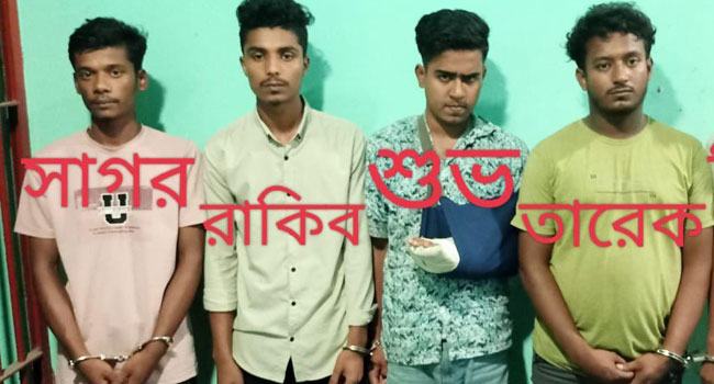 নোয়াখালীতে ডাকাতির প্রস্তুতিকালে অস্ত্রসহ গ্রেফতার ৪