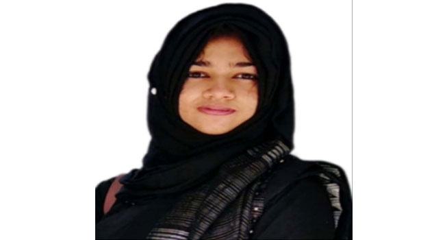সহকারী জজ নিয়োগ পরীক্ষায় দেশসেরা নাটোরের সুমাইয়া