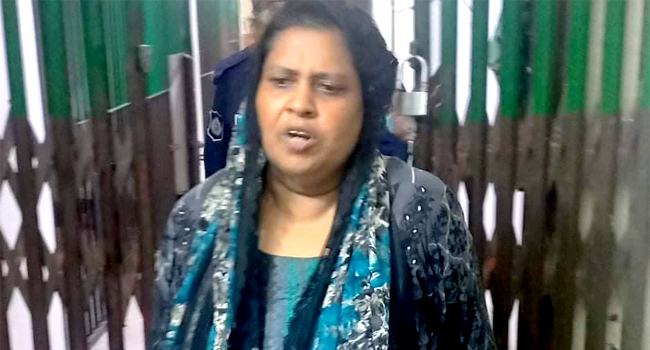 মেয়র আইভীর কণ্ঠ নকল করে ডিপিডিসি কর্মকর্তা থেকে টাকা আদায়, প্রতারক নারী গ্রেফতার