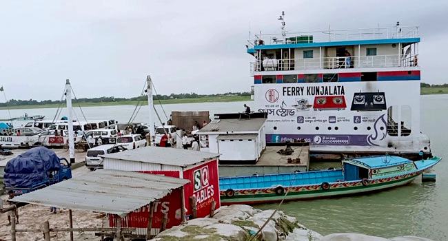 ঈদযাত্রার জন্য প্রস্তুত বাংলাবাজার-শিমুলিয়া নৌ-রুট