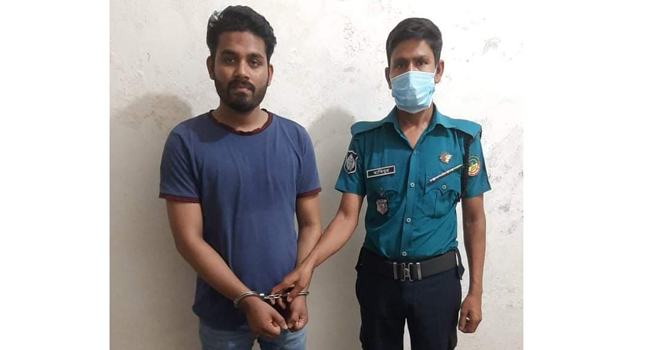 চাঁদার দাবিতে আ’লীগ এমপি’র কারখানায় হামলা, ছাত্রলীগ নেতাসহ গ্রেফতার ৪