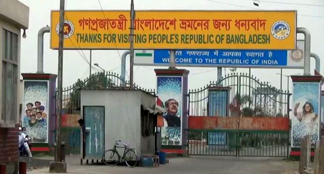 লম্বা ছুটির ফাঁদে বেনাপোল স্থলবন্দর