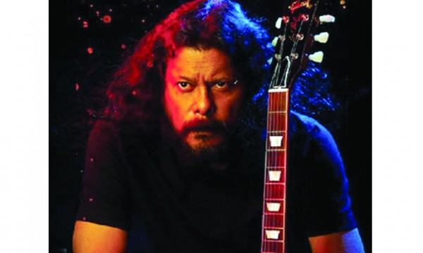 ১ যুগ পর চাঁদরাতে ফিরছেন জেমস