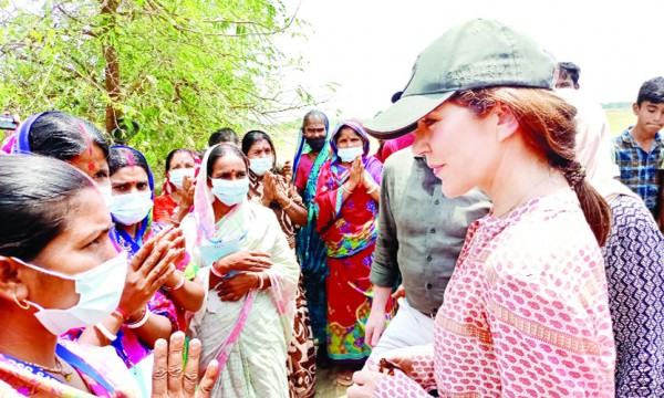 উপকূলবাসীর ঘুরে দাঁড়ানোর লড়াই দেখে উচ্ছ্বসিত ডেনিস রাজকুমারী