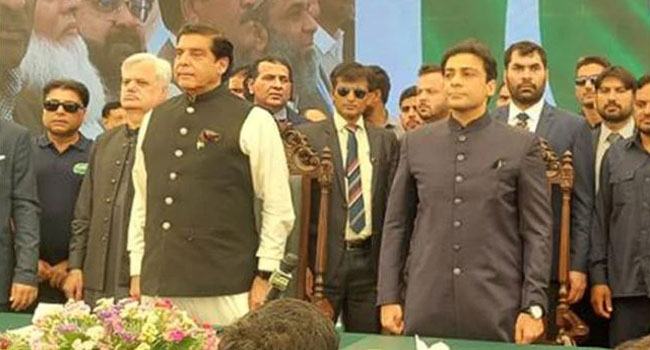পাকিস্তান পাঞ্জাবের মুখ্যমন্ত্রী হিসেবে শপথ নিলেন হামজা শাহবাজ