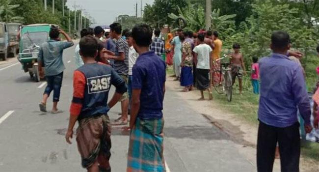 গফরগাঁওয়ে সিএনজি-মোটরসাইকেল সংঘর্ষে ১ জন নিহত