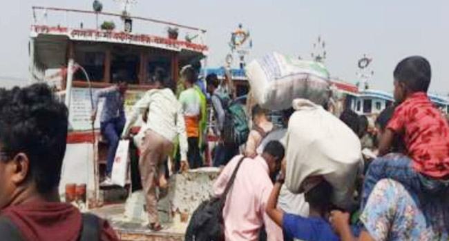 দৌলতদিয়ায় অতিরিক্ত ভাড়া নেয়া হলেও ভোগান্তি কম