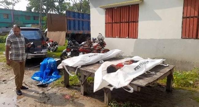 ঈশ্বরদীতে সড়ক দুর্ঘটনায় ২ জন নিহত