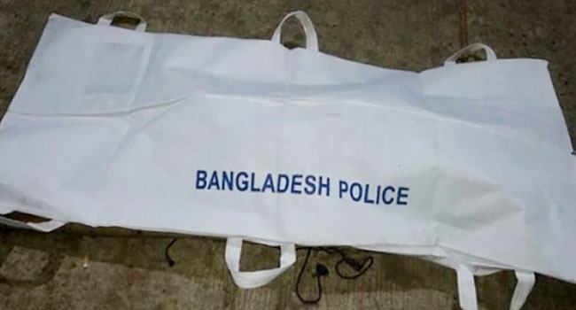 মহাদেবপুরে খাল থেকে বৃদ্ধার লাশ উদ্ধার