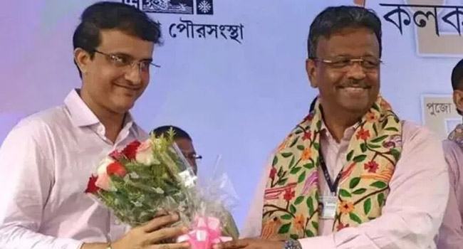 অমিত শাহকে আপ্যায়নের পরদিনই মমতা-বন্দনা সৌরভের!