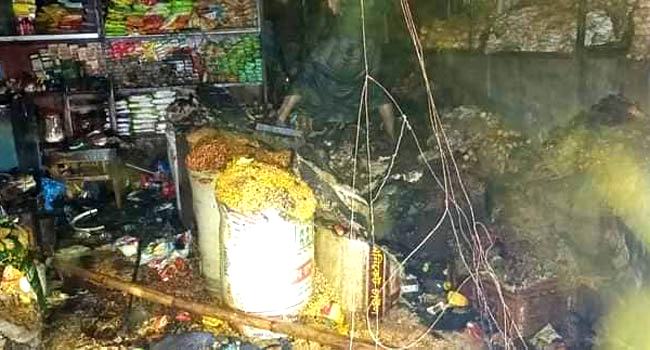 মিরসরাইয়ে অগ্নিকাণ্ডে ৪ দোকান পুড়ে ছাই