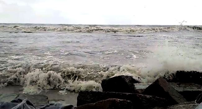 অশনির প্রভাবে উত্তাল উপকূল, অন্ধ্র প্রদেশে রেড অ্যালার্ট