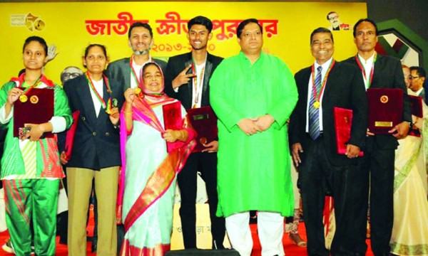 কোচ হিসেবে দেশকে কিছু দিতে চাই