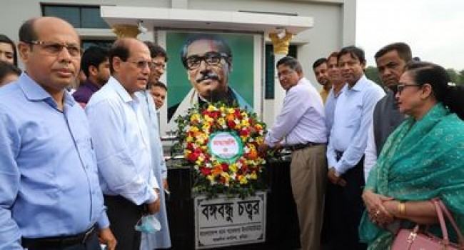 নতুন ধানের জাত সংরক্ষণে ফলন বাড়াতে হবে : কৃষি মন্ত্রী