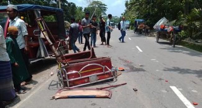 অটোরিকশা-ট্রলি সংঘর্ষে শিশু নিহত