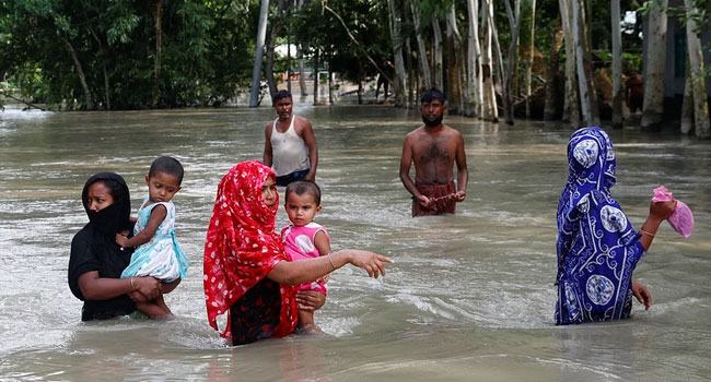 বন্যায় ভাসছে সিলেট-সুনামগঞ্জের মানুষ